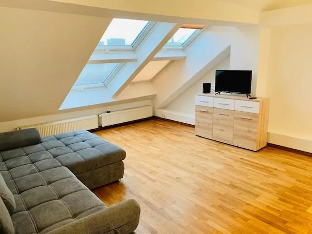 Aurellia Deluxe Apartament *